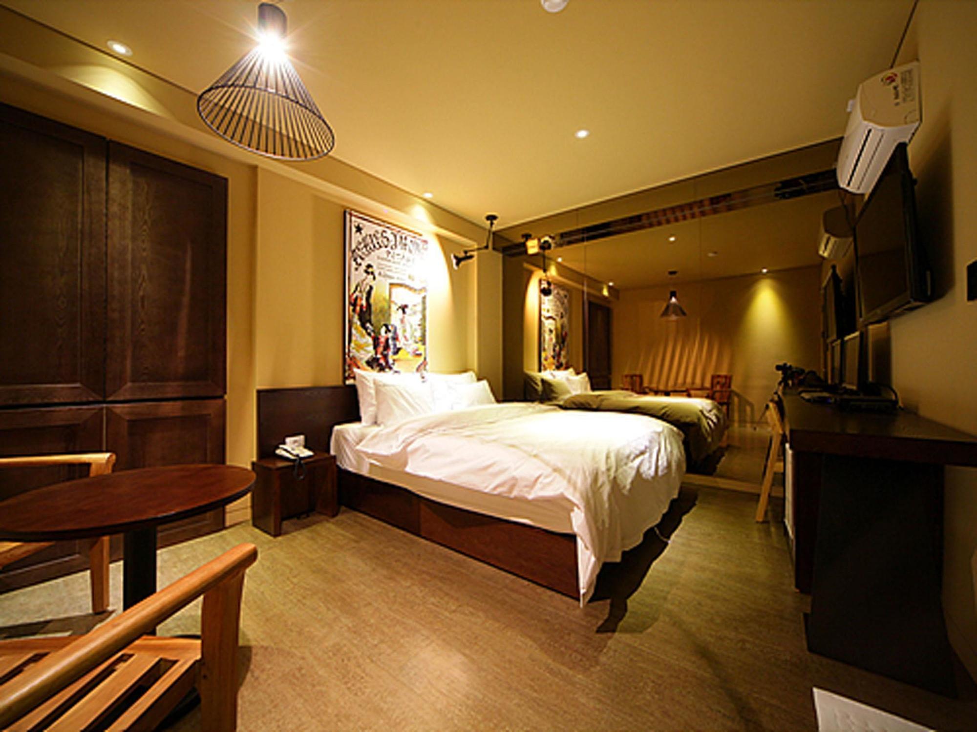 Sinchon Hotel GAEUL Seoul Exterior foto