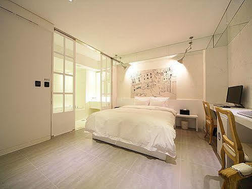 Sinchon Hotel GAEUL Seoul Exterior foto